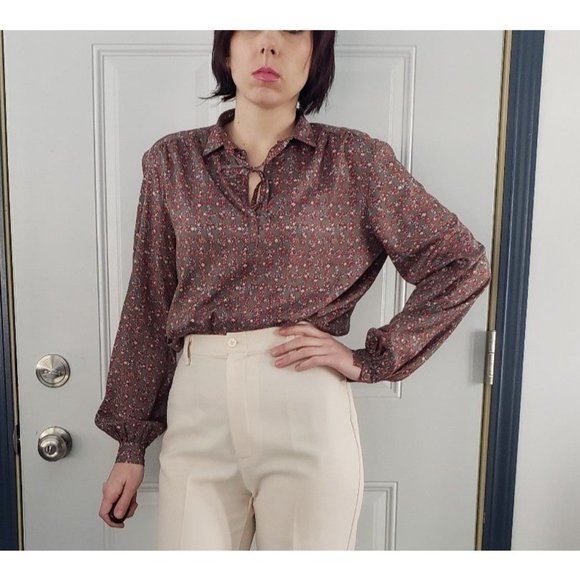 Vintage‎ 70s Green and Pink Floral Blouse - Picture 1 of 4